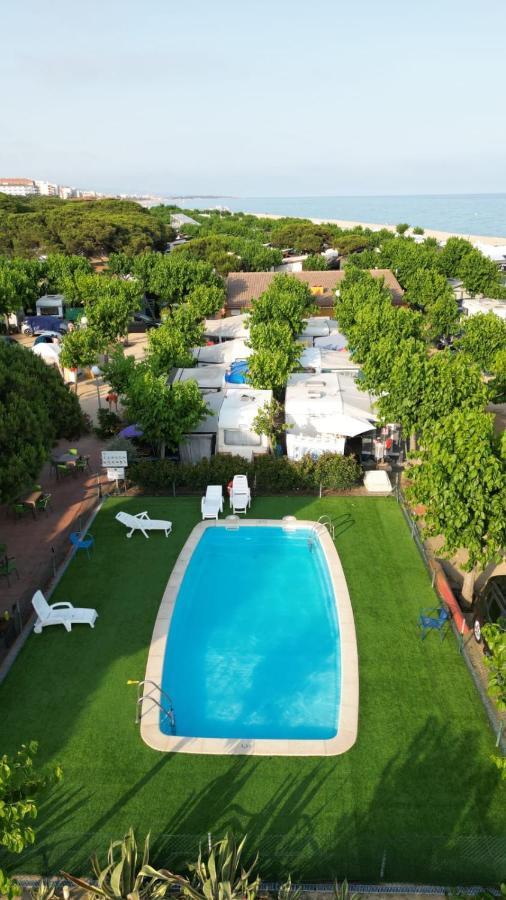 Camping El Pinar Platja سانتا سوزانا المظهر الخارجي الصورة