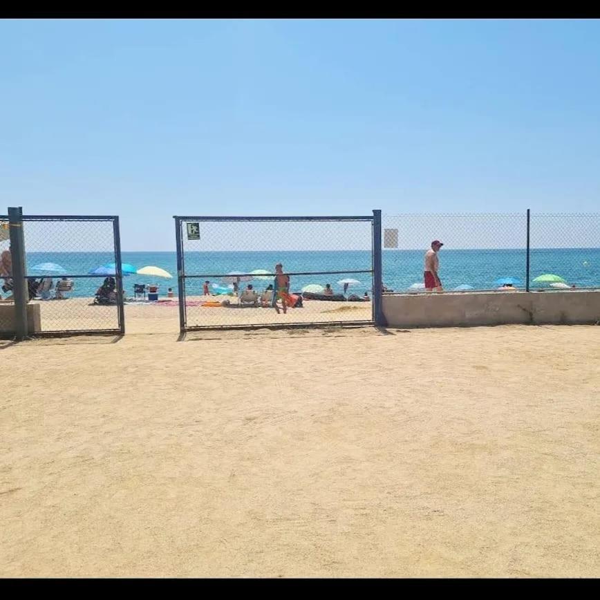 Camping El Pinar Platja سانتا سوزانا المظهر الخارجي الصورة