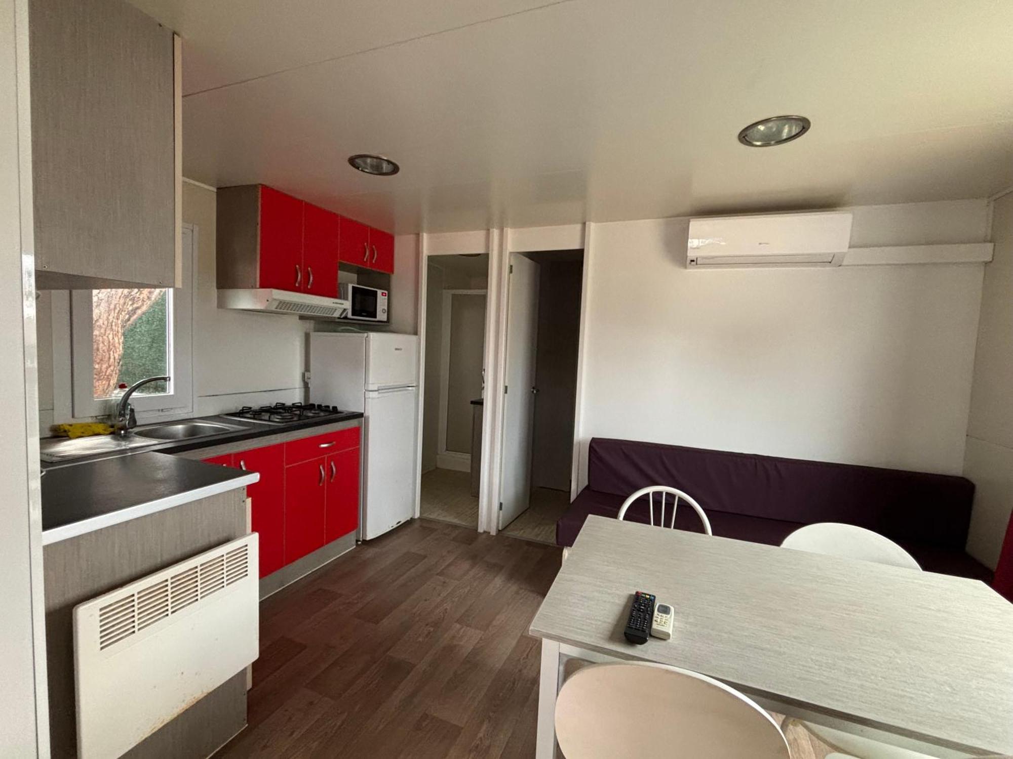 Camping El Pinar Platja سانتا سوزانا المظهر الخارجي الصورة