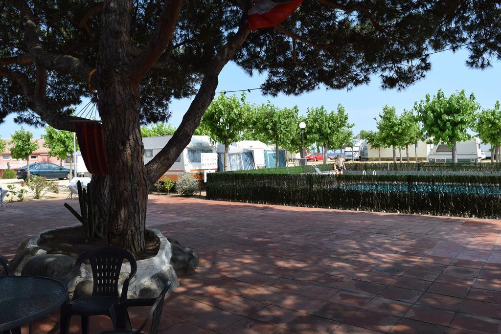 Camping El Pinar Platja سانتا سوزانا المظهر الخارجي الصورة